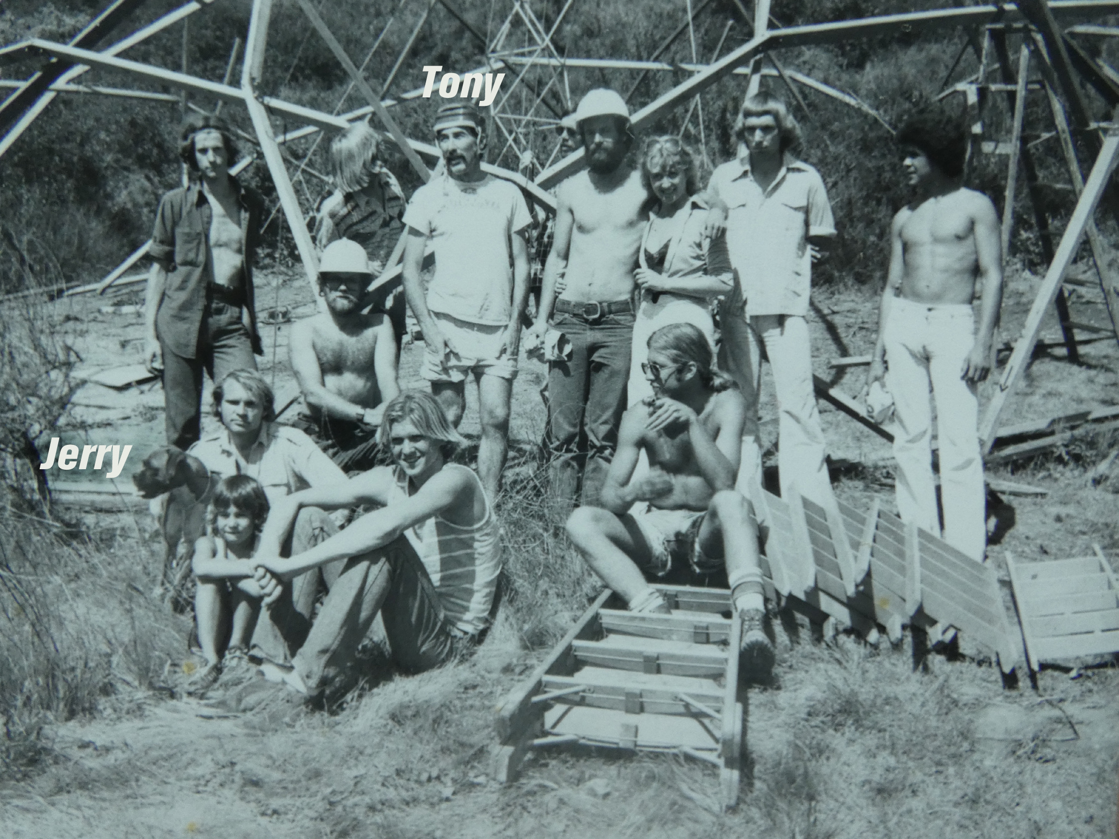 Team auf der Dome-Baustelle in Ojai von Johannes Asmus